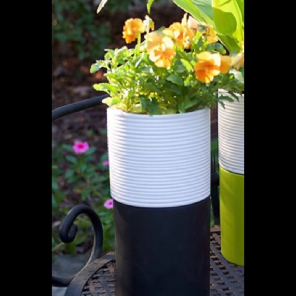 1 Stackable Self watering Herb Garden.  Black.